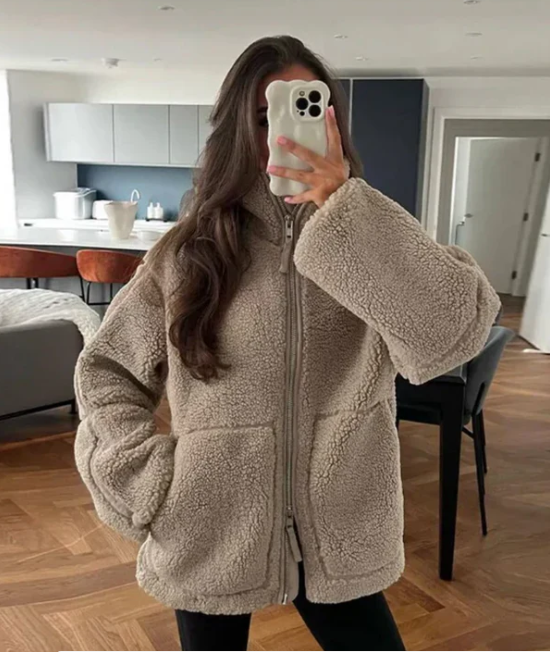 Elara Teddy Jas con Cremallera – Abrigo de Invierno para Mujer de Suave Forro Polar y Ajuste Elegante