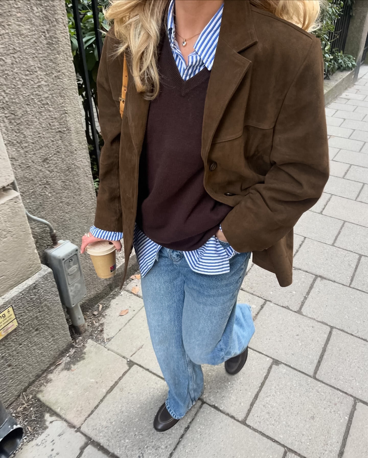 Dalia Dames Suède Chaqueta | Tela elástica suave, perfecta para otoño