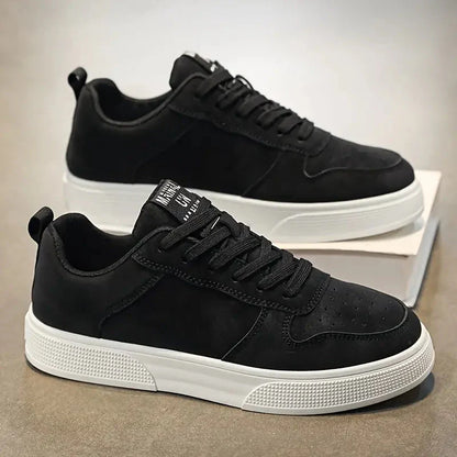 Jurre – Suede Wandelschoenen Voor Heren Met Profielzool