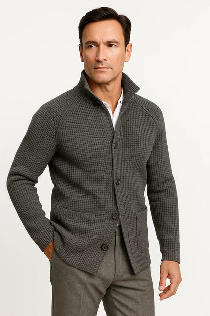 Alexander | Gebreid wollen vest met knopen 3