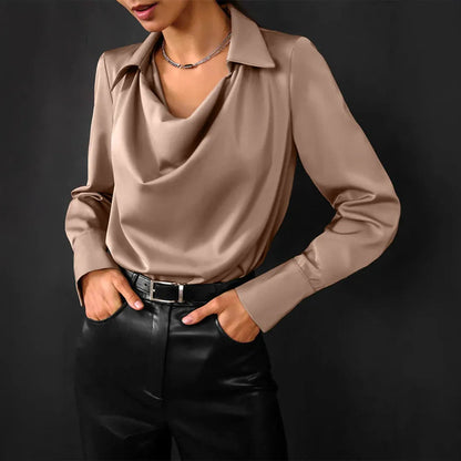 Cloudine | Blusa blanca para mujer con cuello drapeado