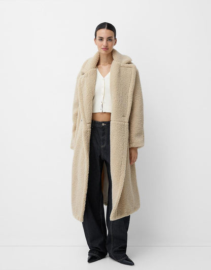 VeluLuxe Chaqueta de peluche para mujer talla grande – Doble botonadura, cinturón, ajuste cálido