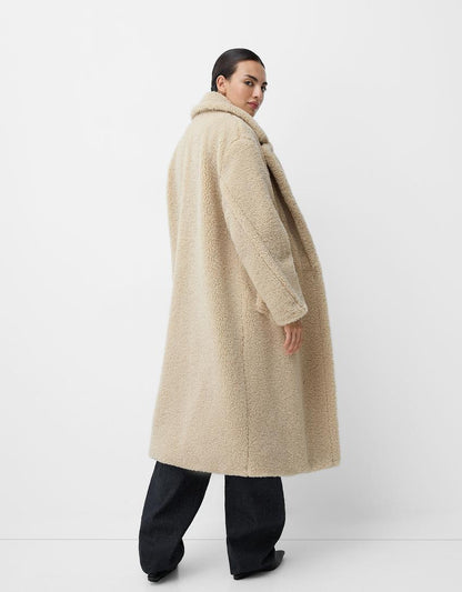 VeluLuxe Chaqueta de peluche para mujer talla grande – Doble botonadura, cinturón, ajuste cálido