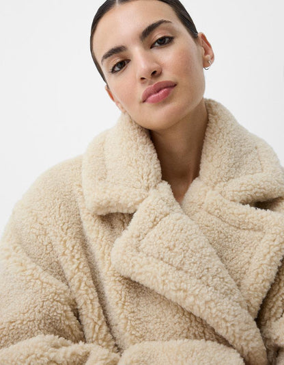 VeluLuxe Chaqueta de peluche para mujer talla grande – Doble botonadura, cinturón, ajuste cálido