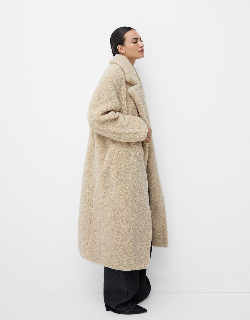 VeluLuxe Chaqueta de peluche para mujer talla grande – Doble botonadura, cinturón, ajuste cálido