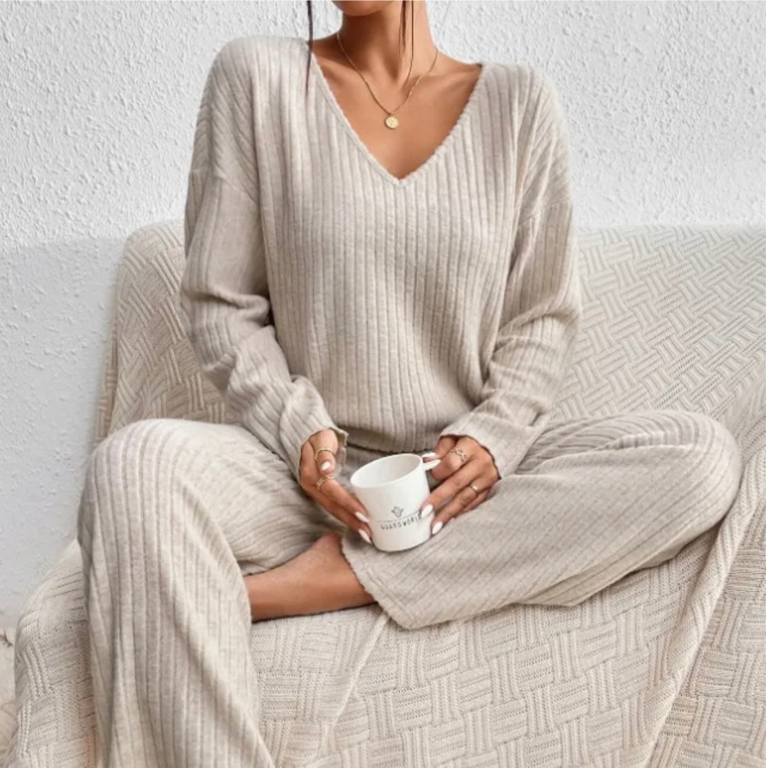 Conjunto de ropa cómoda para damas Ester | Suave y transpirable, uso casual en casa