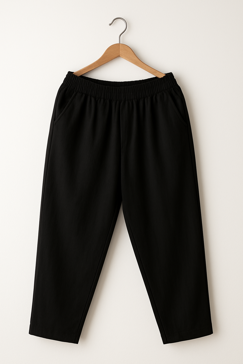 Fayen | Relaxed Fit Damesbroek met Stretch Tailleband en Praktische Zakken