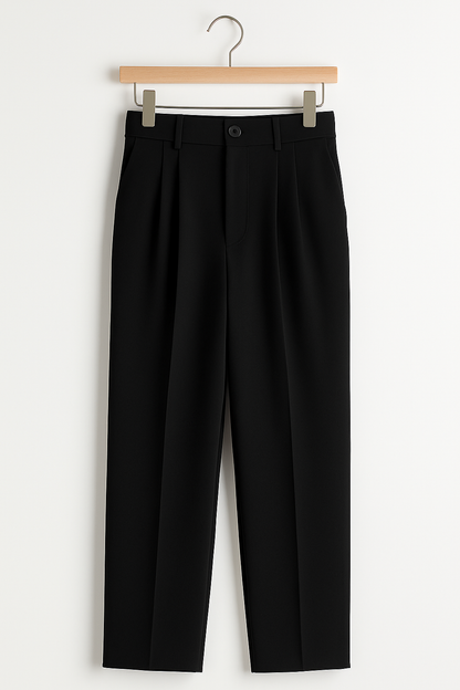 Liora | Pantalón de tela chic con pliegues y perneras sueltas