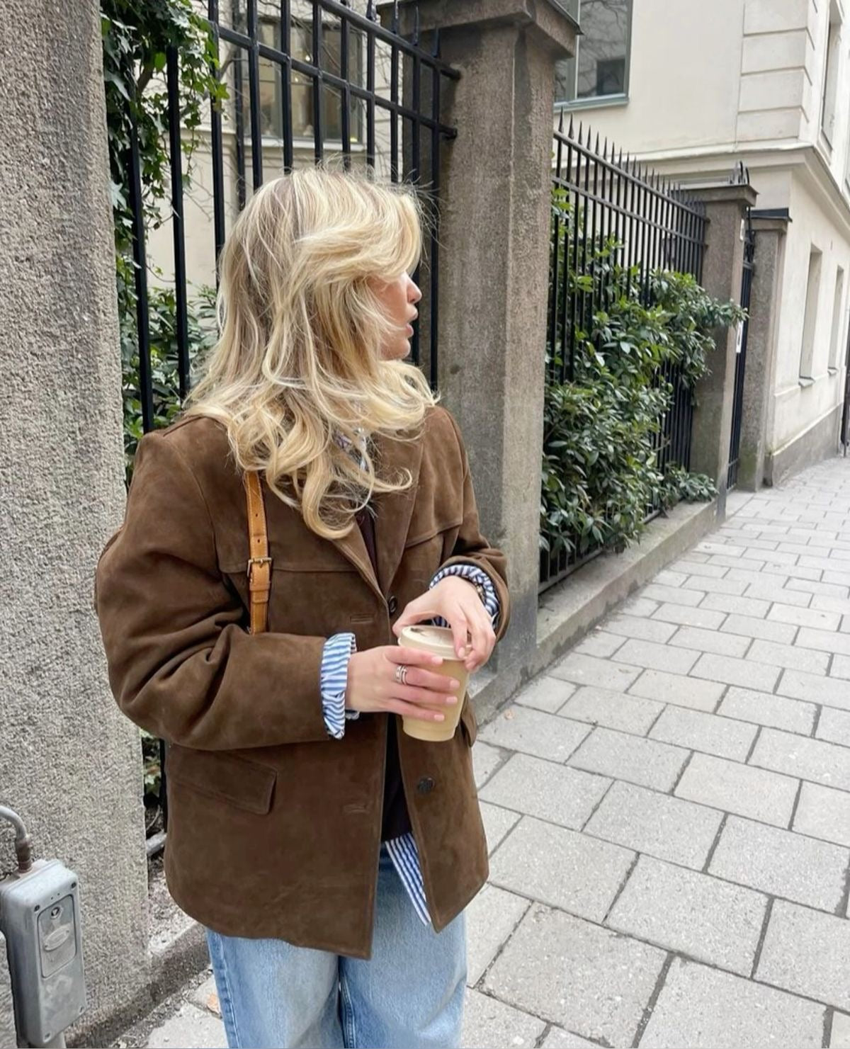 Dalia Dames Suède Chaqueta | Tela elástica suave, perfecta para otoño