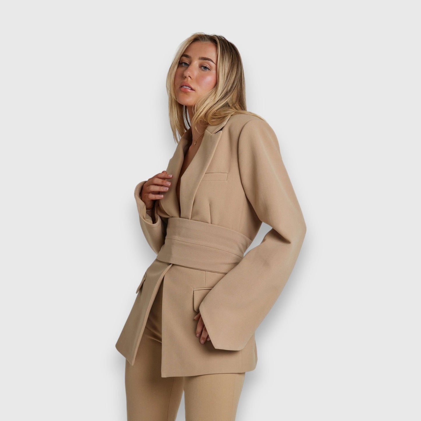 Noémie Blazer Voor Dames | Getailleerde Pasvorm, Veelzijdige Laag