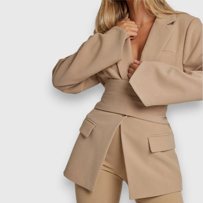 Noémie Blazer Voor Dames | Getailleerde Pasvorm, Veelzijdige Laag