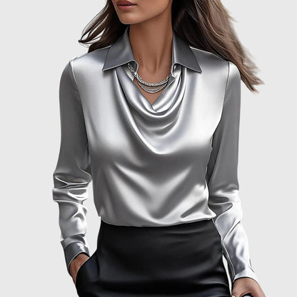 Sylvie Satijnen Blouse Voor Dames | Elegante Glans, Geplooide Halslijn