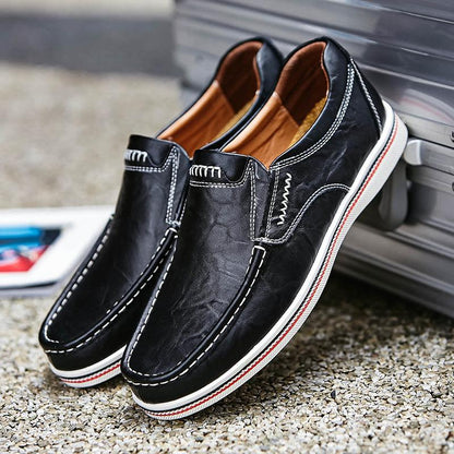 Modernos mocasines de cuero para hombre hechos a mano – comodidad clásica, estilo sin cordones