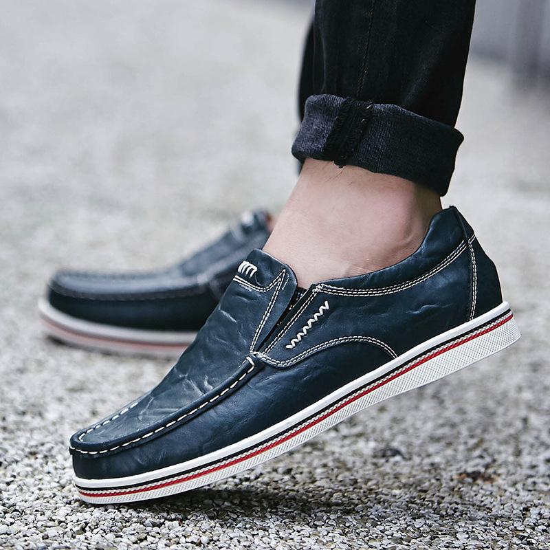 Modernos mocasines de cuero para hombre hechos a mano – comodidad clásica, estilo sin cordones